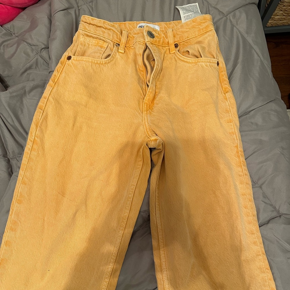 Zara jeans